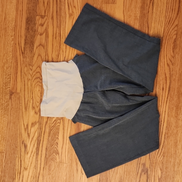 Maternity gray work pants, size medium - Picture 2 of 8